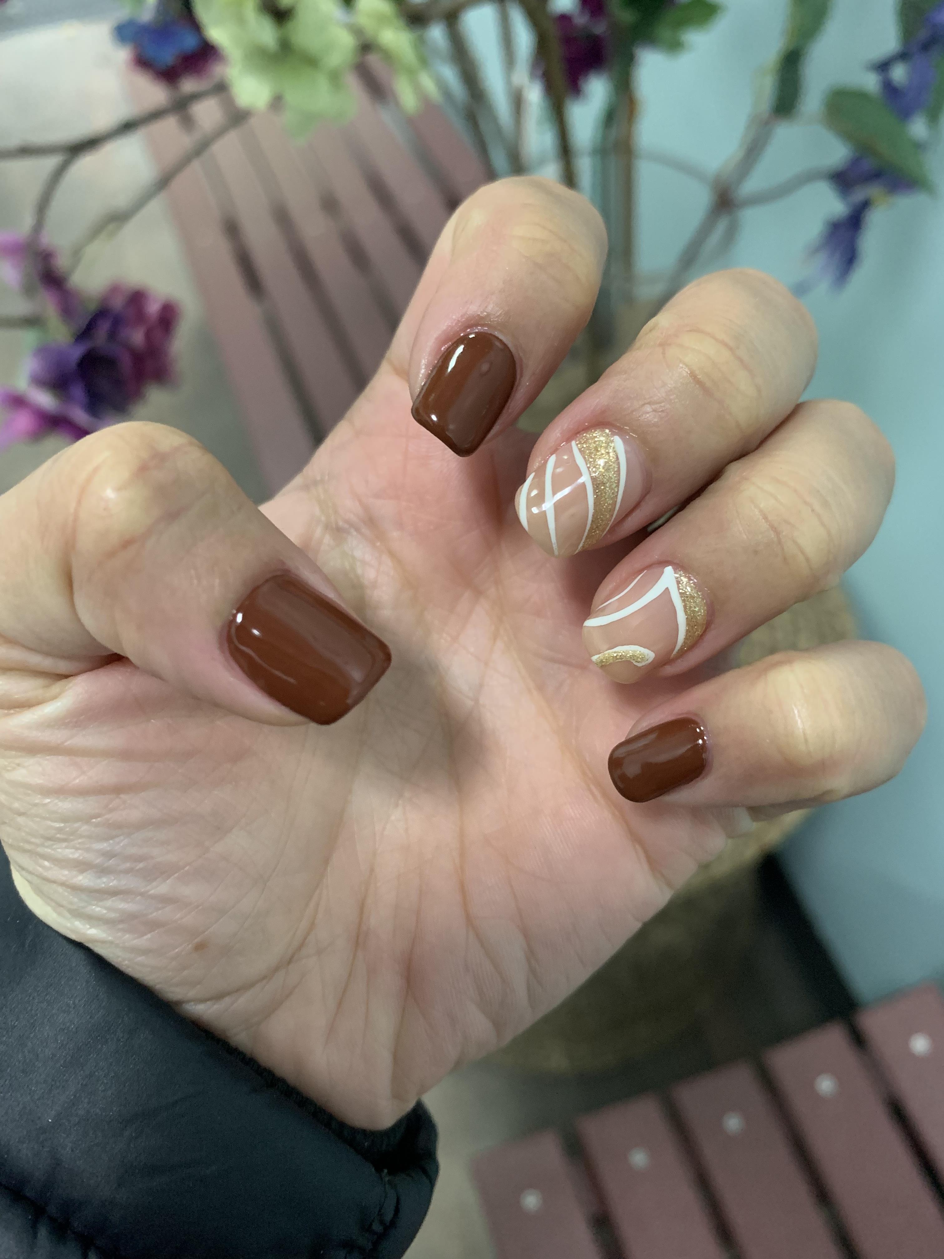 Louis Vuitton nails!! My first time using nail stickers : r/Nails